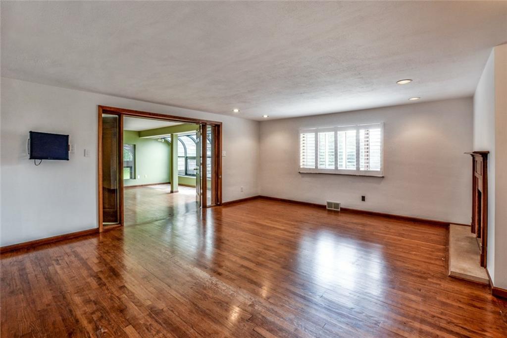 10025 Grubbs Road Wexford, PA 15090 - Photo 10 of 21 Gallery Image 10