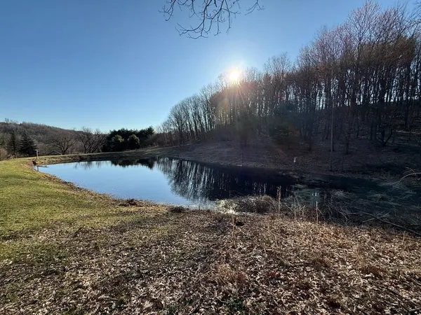 $610,000 | S7165 Lake Hillpoint Wi 53937, Hillpoint, WI 53937