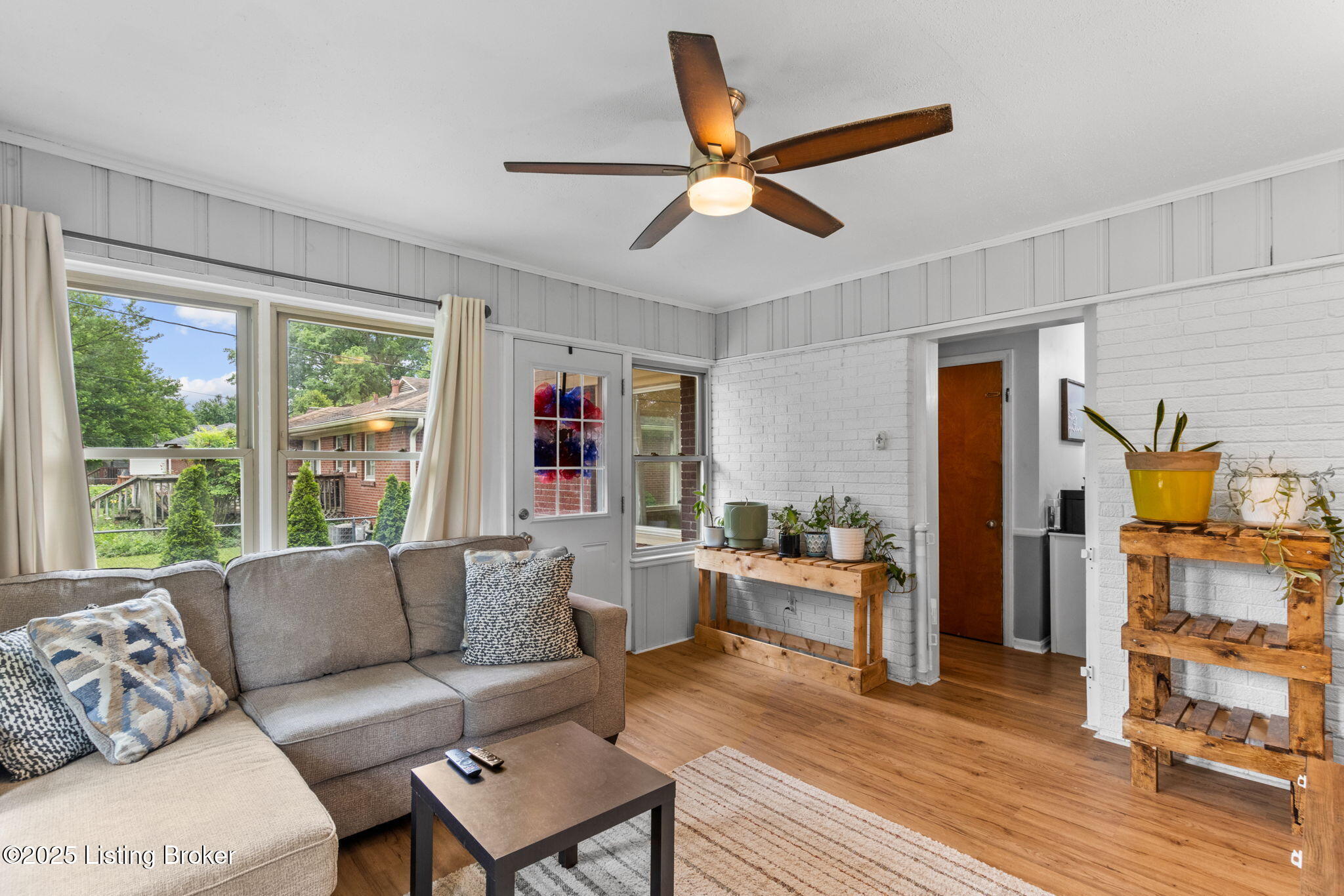 3811 Chevy Chase Road Louisville, KY 40218 - Photo 19 of 48 20-web-or-mls-696A9586