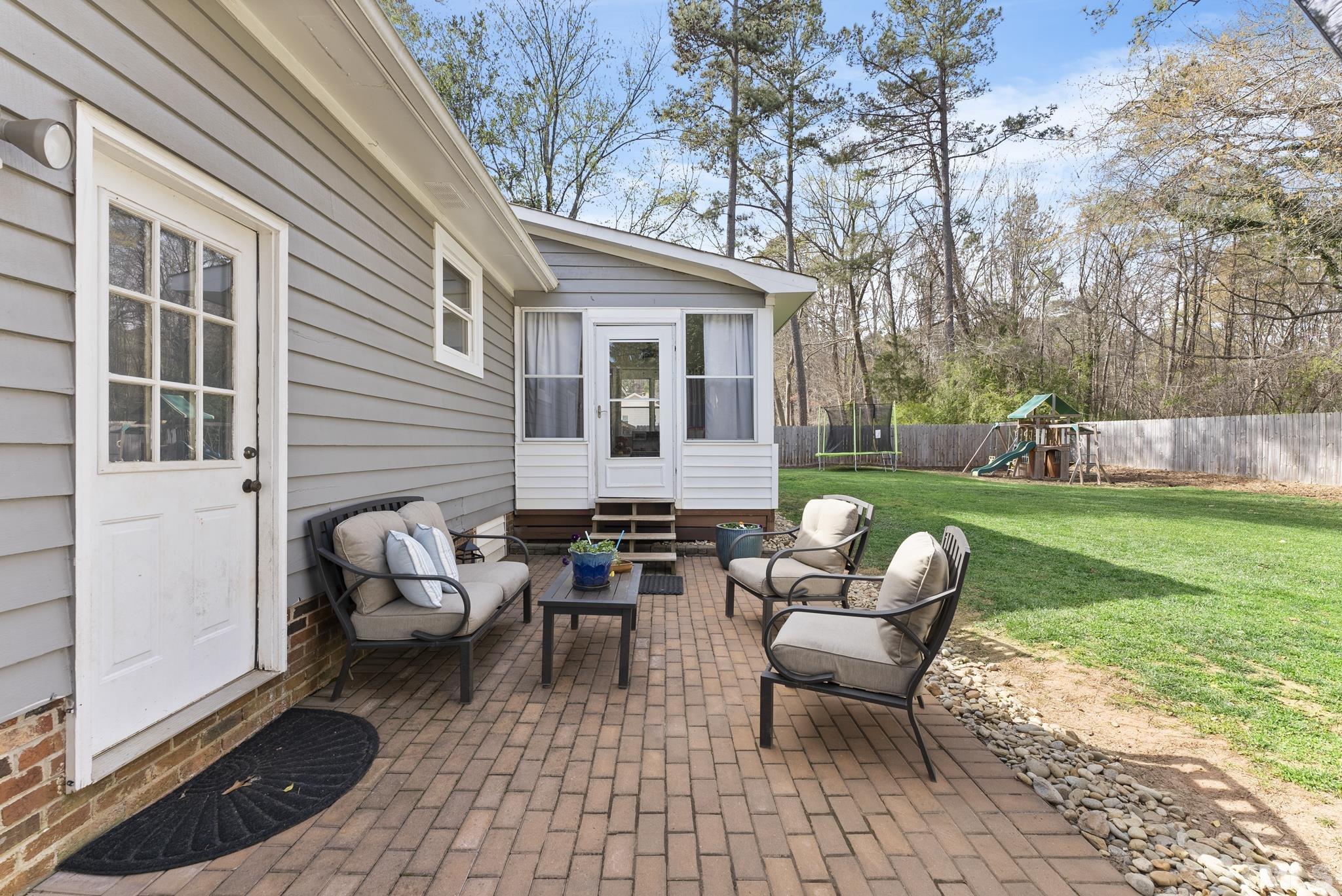5413 Old Towne Road Raleigh, NC 27612 - Photo 33 of 34