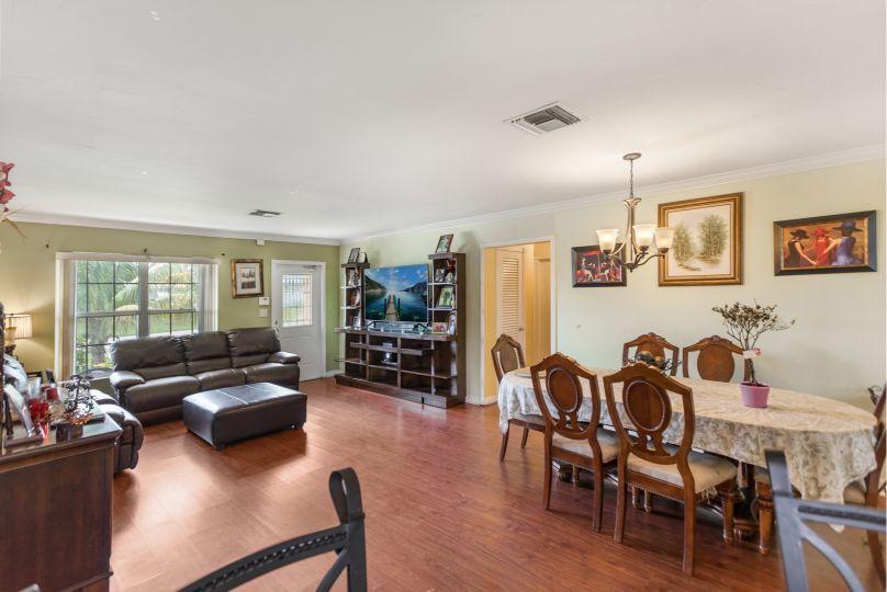 1503 High Ridge Road Lake Worth, FL 33461 - Photo 5 of 23 Livingroom 3