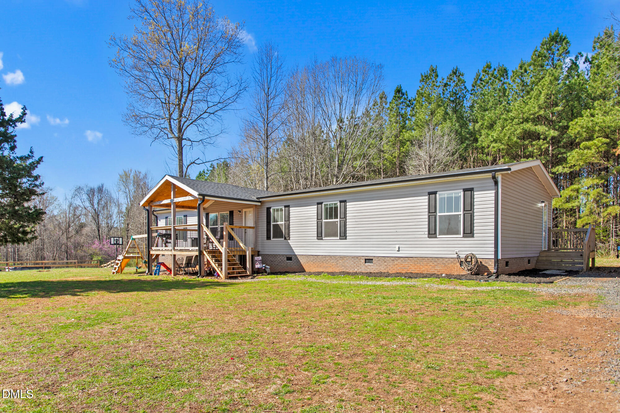 578 Brintle Road Reidsville, NC 27320 - Photo 2 of 37 a view of a house with a yard