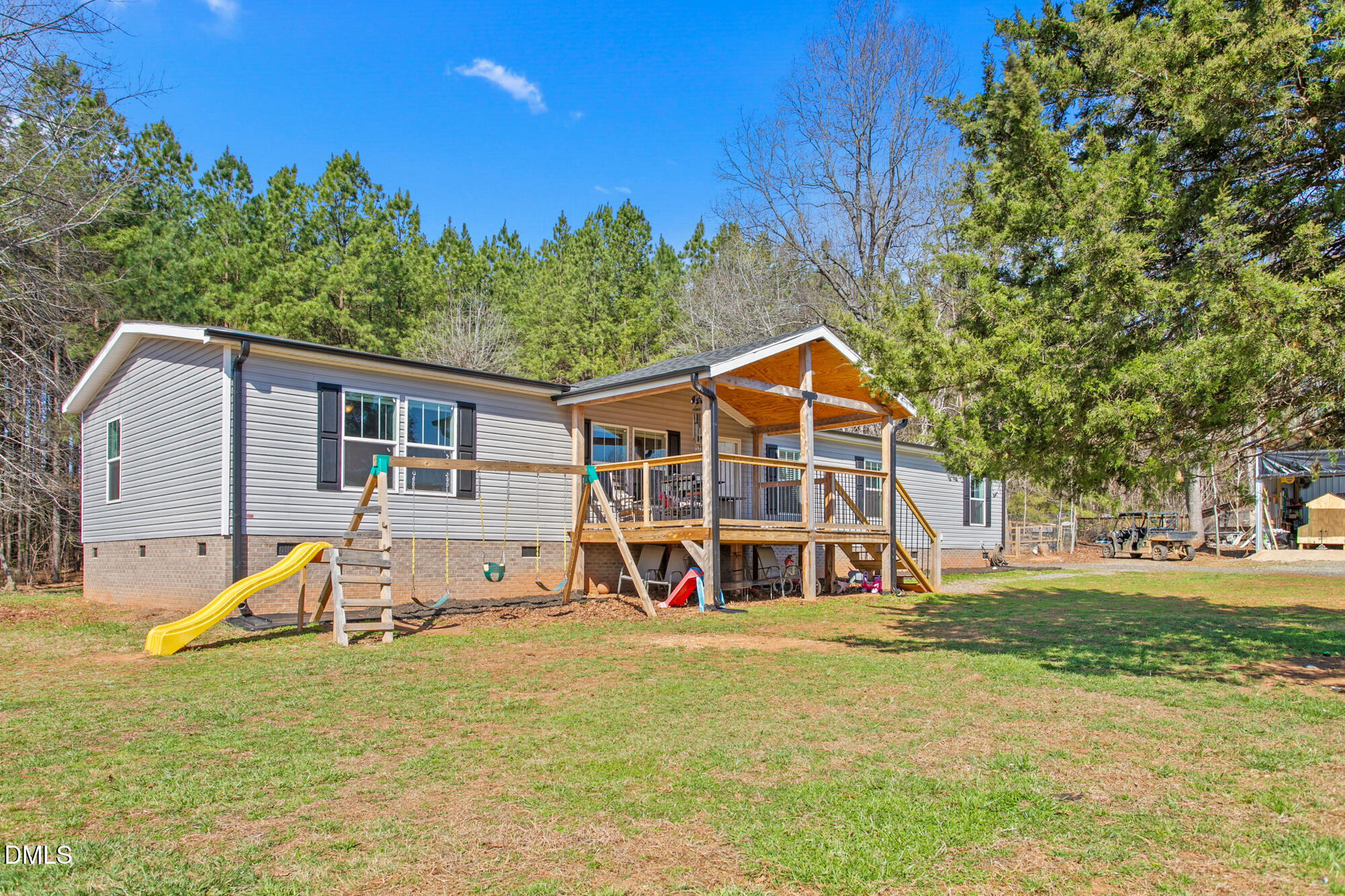 578 Brintle Road Reidsville, NC 27320 - Photo 29 of 37 a house view with a garden space