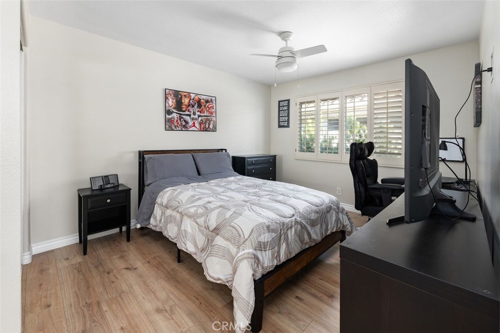 6 Beaconsfield Rancho Santa Margarita, CA 92679 - Photo 29 of 51 Spacious secondary bedroom