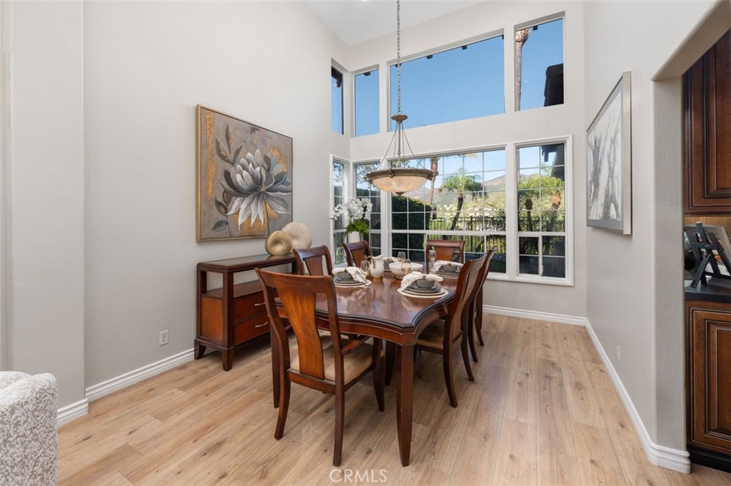 6 Beaconsfield Rancho Santa Margarita, CA 92679 - Photo 7 of 51 Enjoy meals together in the dining room