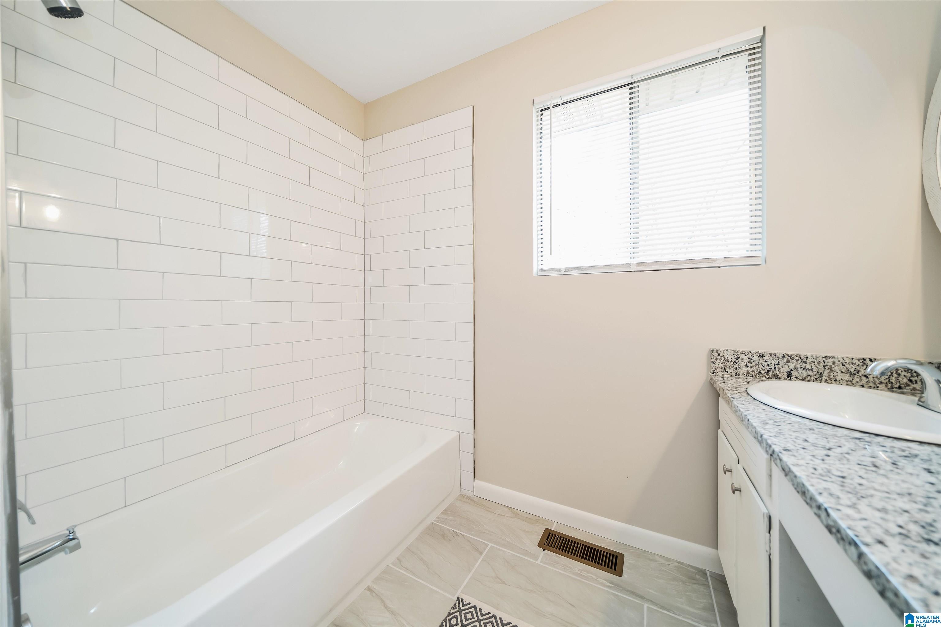 2074 Nixon Road Bessemer, AL 35022 - Photo 10 of 29