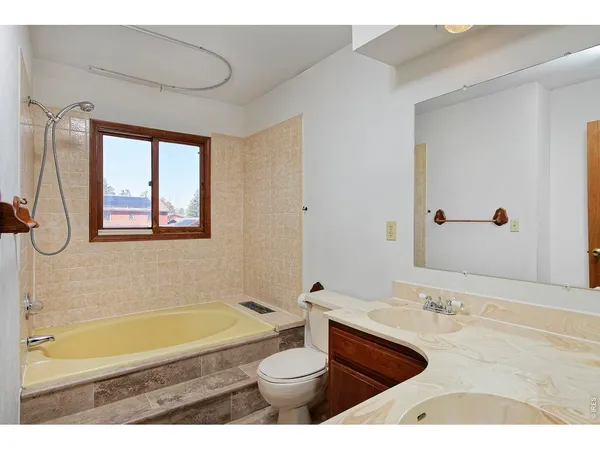 $850,000 | 570 West Ash Street, Louisville, CO 80027