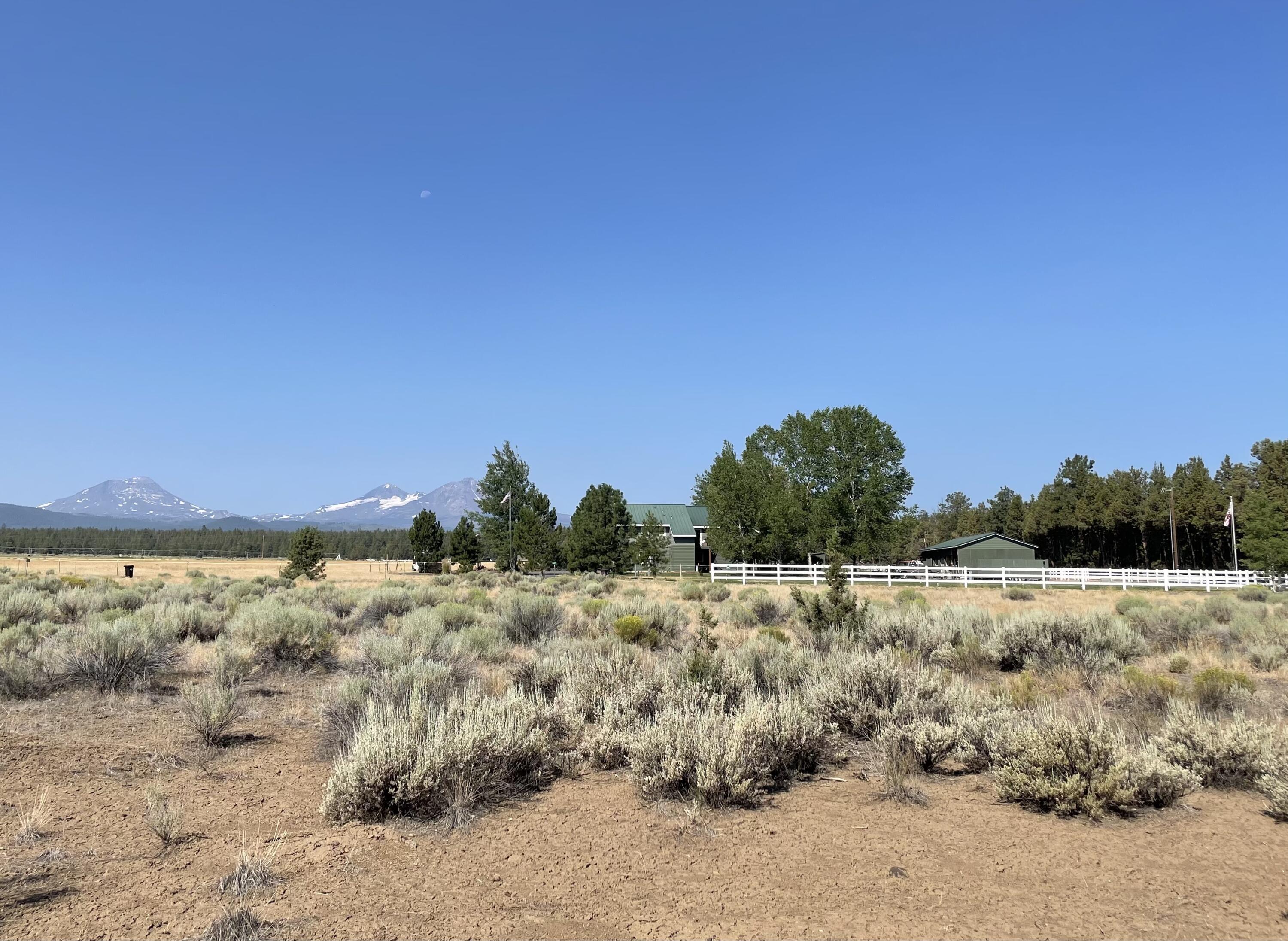 16825 Varco Road Bend, OR 97703 - Photo 44 of 56 43