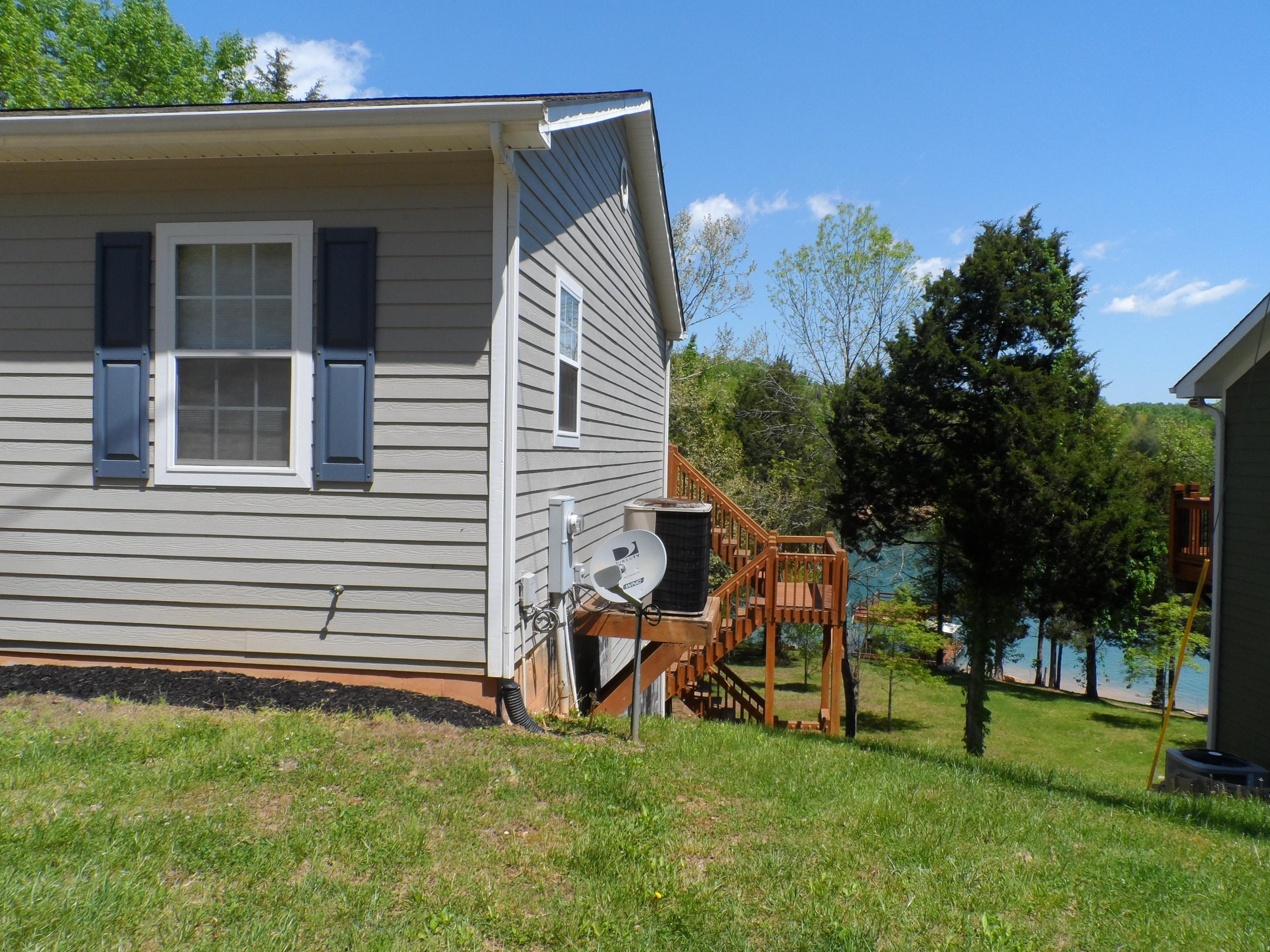 411 East Norris Point Road La Follette, TN 37766 - Photo 11 of 29 045