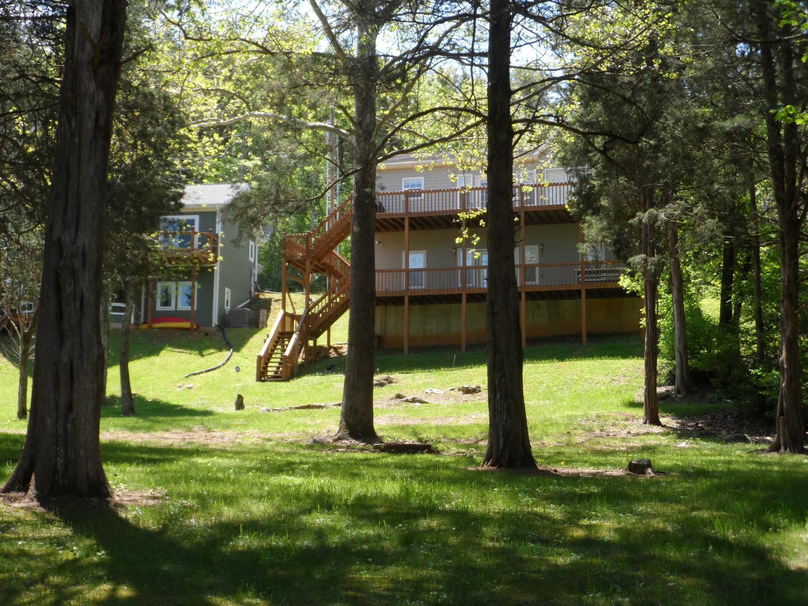 411 East Norris Point Road La Follette, TN 37766 - Photo 6 of 29 096