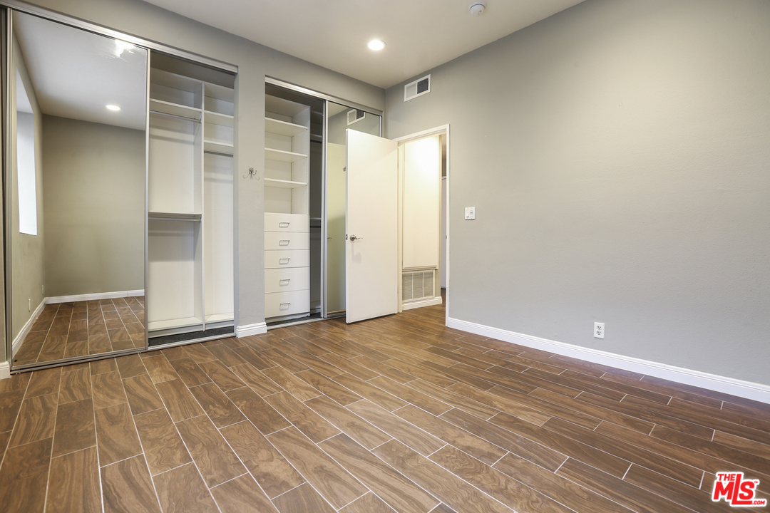 8110 Manitoba Street, Unit 105 Playa del Rey, CA 90293 - Photo 14 of 28 a view of an empty room