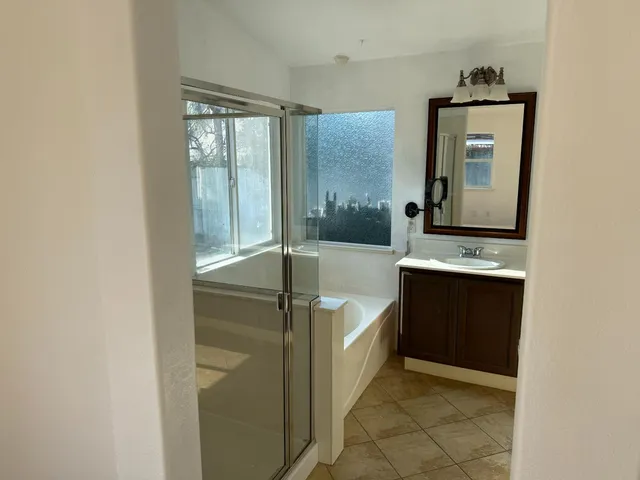 $572,900 | 3042 Tenaya Lane, Stockton, CA 95212