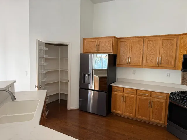 $572,900 | 3042 Tenaya Lane, Stockton, CA 95212