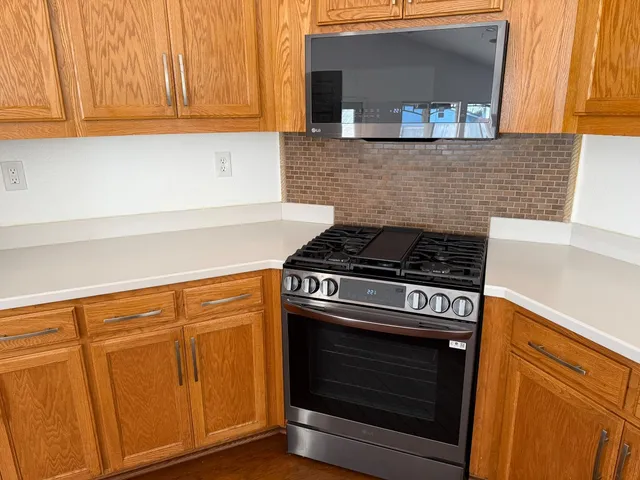 $572,900 | 3042 Tenaya Lane, Stockton, CA 95212