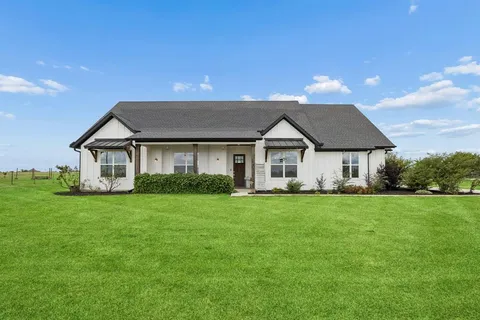 $540,000 | 14875 County Road 255, Valley View, TX 76272