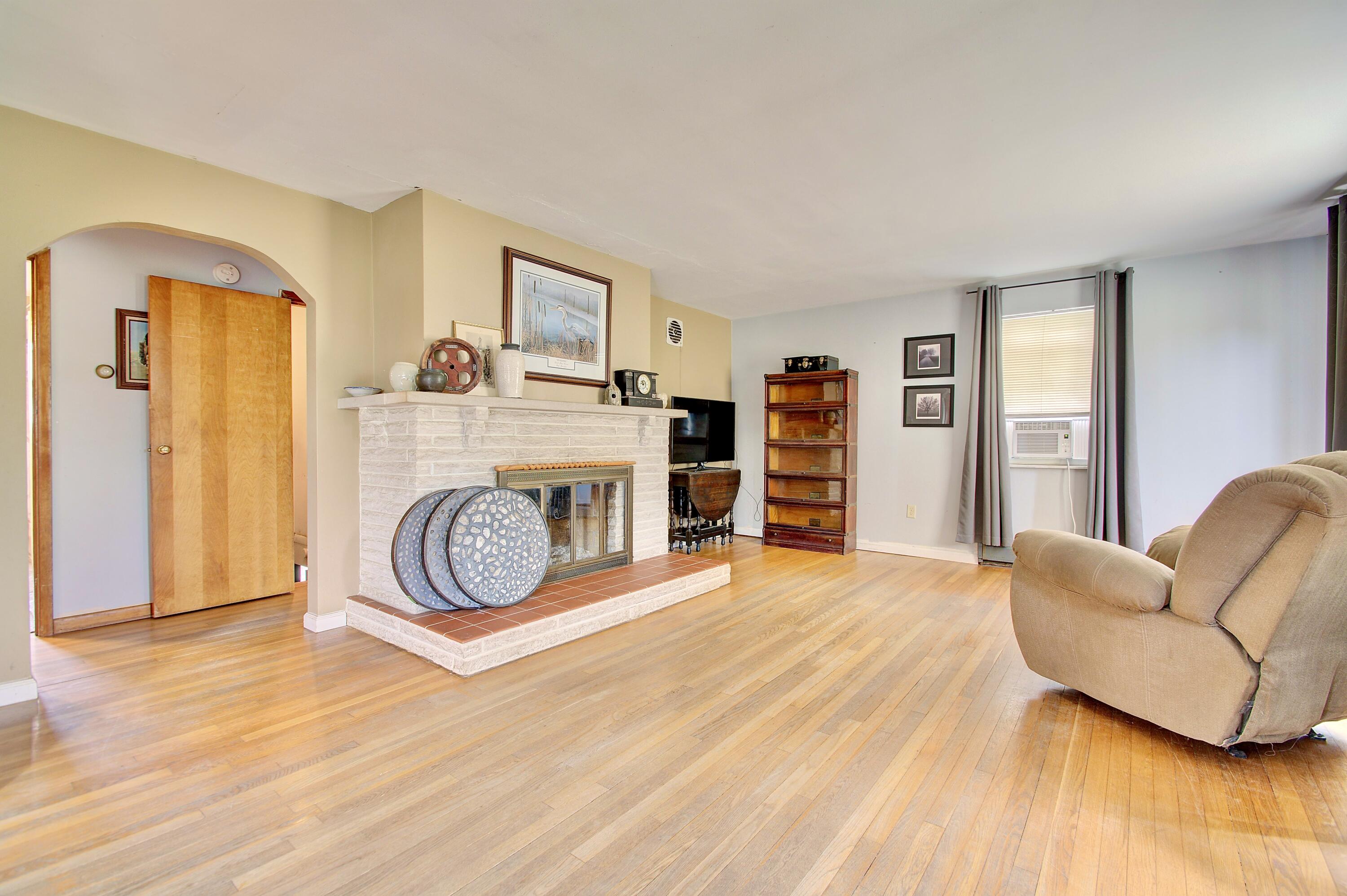 7200 Oakbrook Road Florence, KY 41042 - Photo 7 of 36 Gallery Image 7