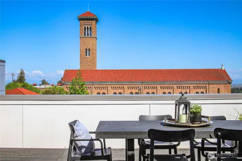 $1,049,000 | 4153 California Avenue Southwest, Seattle, WA 98116