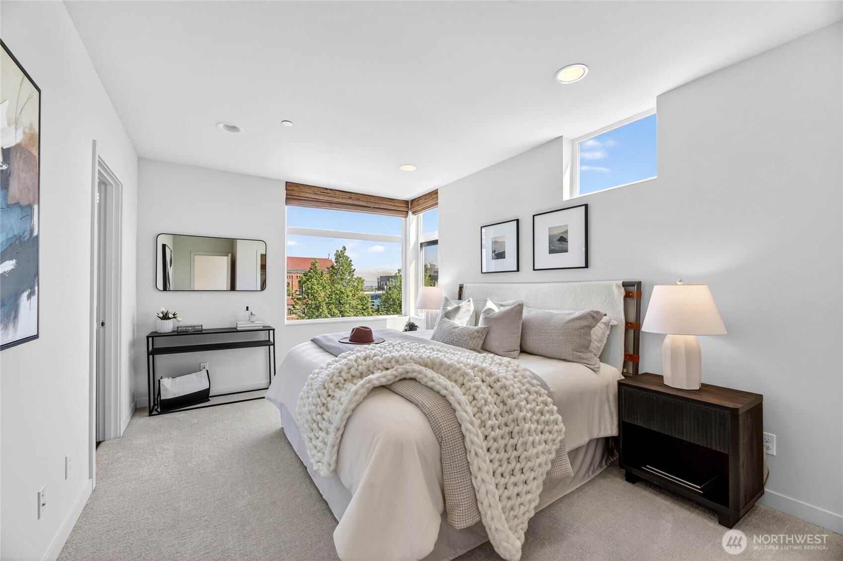 4153 California Avenue Southwest Seattle, WA 98116 - Photo 4 of 31