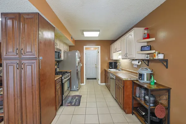 $309,900 | 4453 Bell Lane, Hanover Park, IL 60133