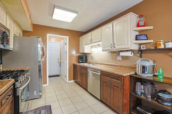 $309,900 | 4453 Bell Lane, Hanover Park, IL 60133