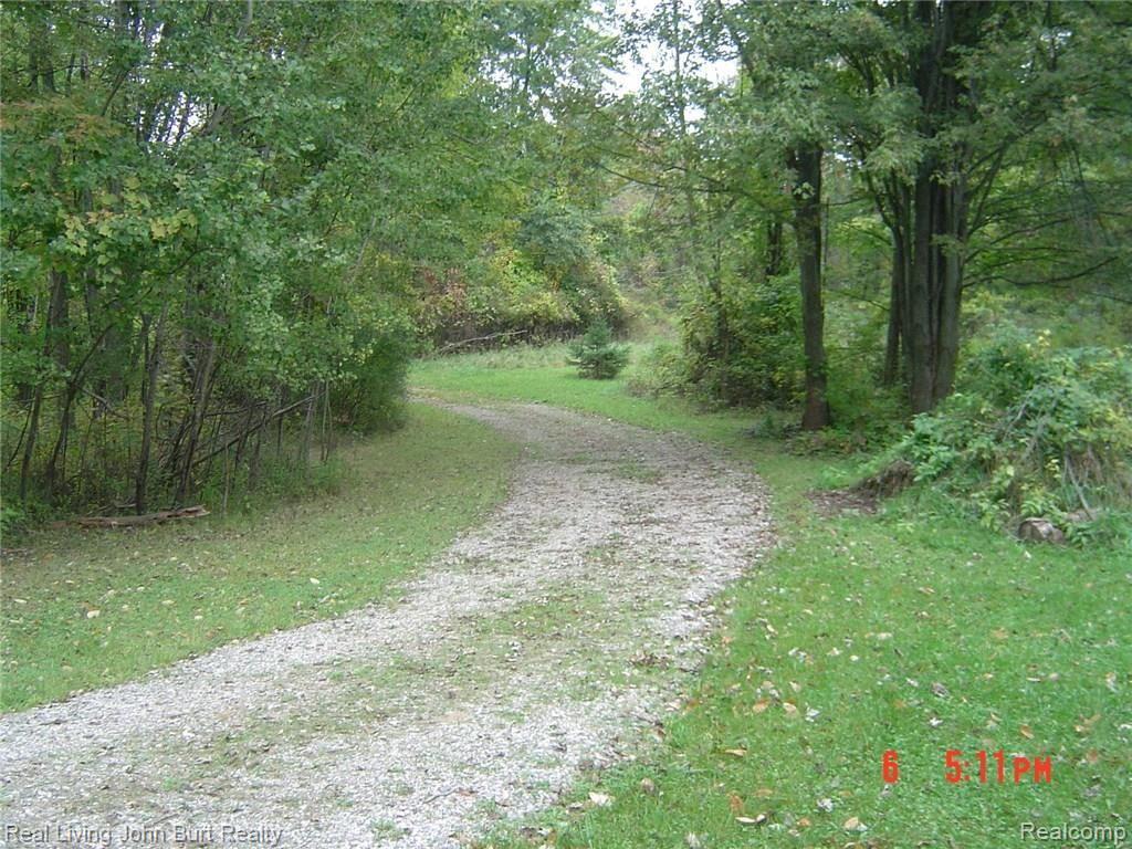 777 West Leonard Road Leonard, MI 48367 - Photo 24 of 26 2015-10-06 17.11
