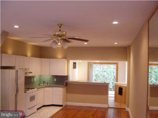 269 Kalos Street Philadelphia, PA 19128 - Photo 2 of 6