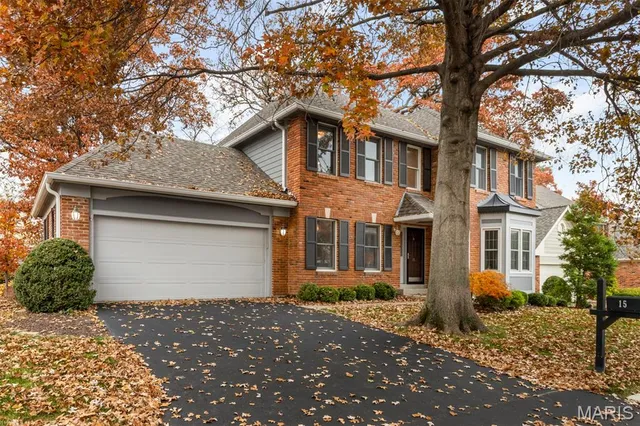 $499,000 | 15 Webster Oaks Drive, St. Louis, MO 63119