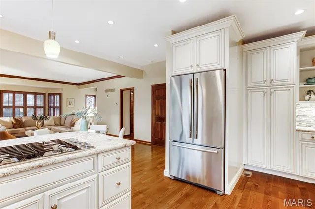 $499,000 | 15 Webster Oaks Drive, St. Louis, MO 63119