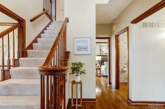 $499,000 | 15 Webster Oaks Drive, St. Louis, MO 63119
