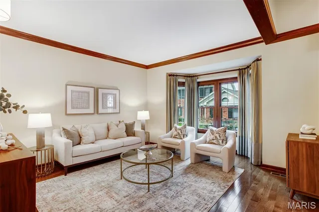 $499,000 | 15 Webster Oaks Drive, St. Louis, MO 63119