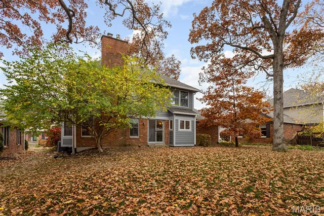 $499,000 | 15 Webster Oaks Drive, St. Louis, MO 63119
