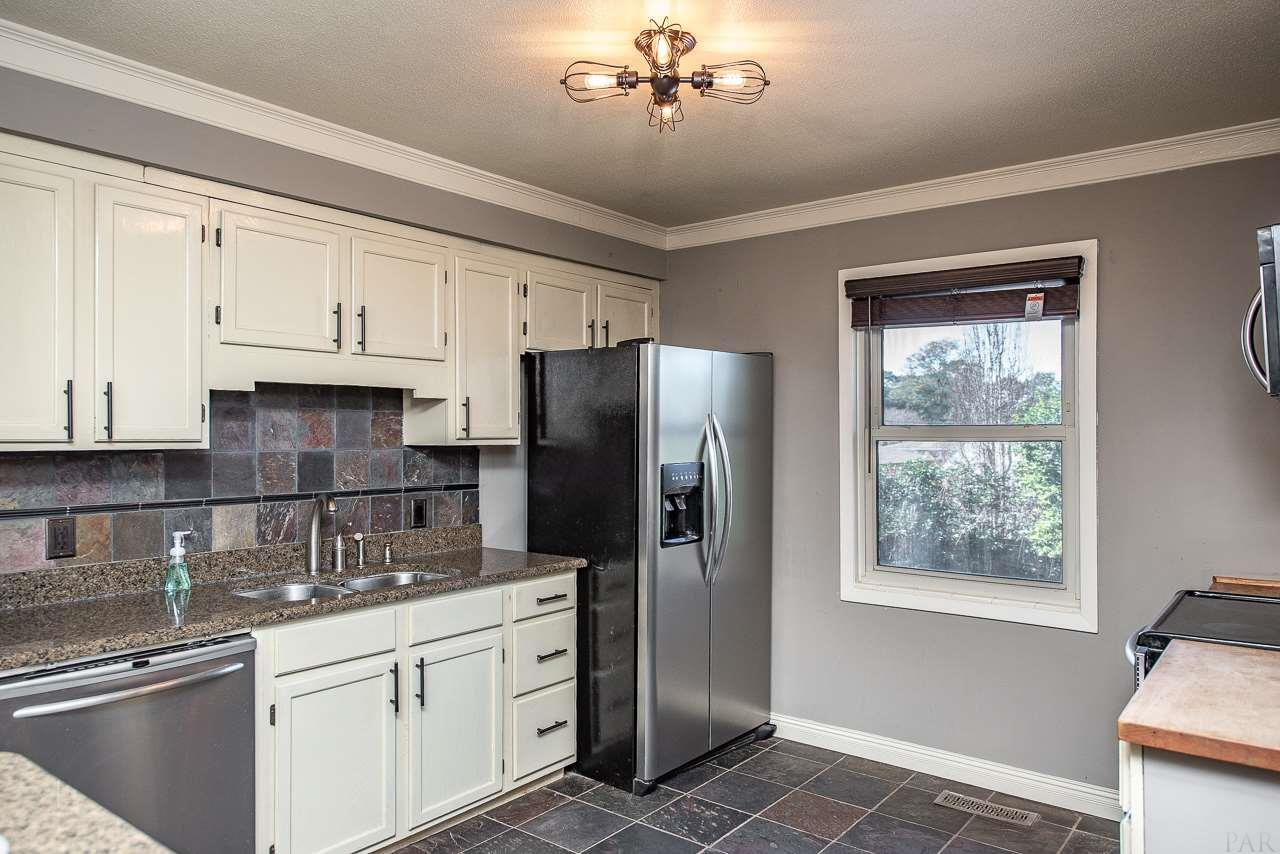 6151 Azalea Road Pensacola, FL 32504 - Photo 22 of 28