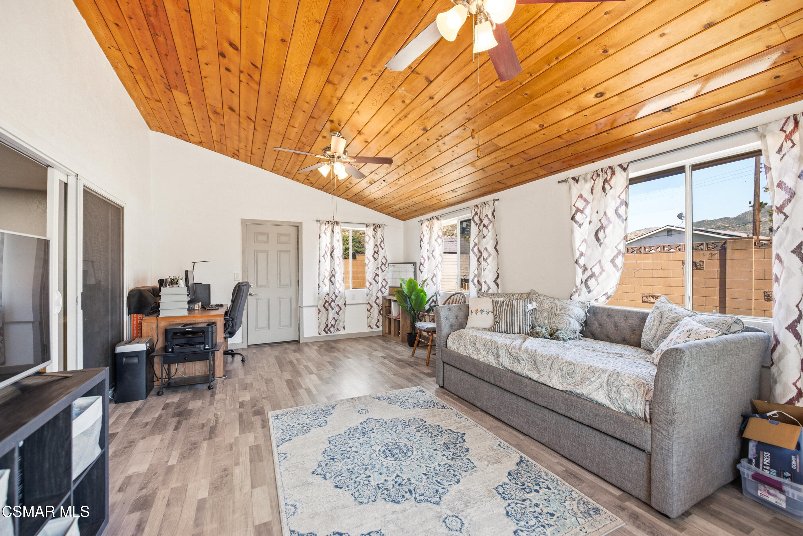 6524 Menlo Street Simi Valley, CA 93063 - Photo 22 of 51 6524 Menlo St. Simi Valley, CA 93063