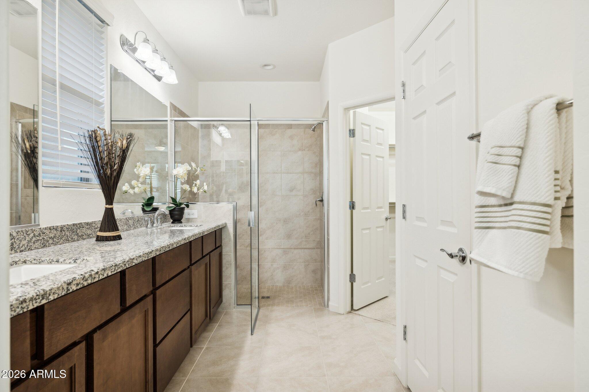 17863 East Paria Canyon Drive Rio Verde, AZ 85263 - Photo 16 of 57 Primary Bathroom