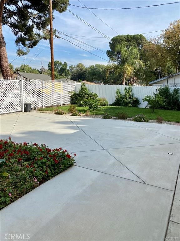 19238 Arminta Street Reseda, CA 91335 - Photo 3 of 61