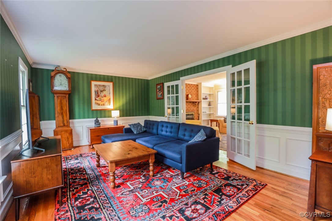 12830 Foxstone Road Midlothian, VA 23113 - Photo 10 of 42 a living room with furniture and a large window