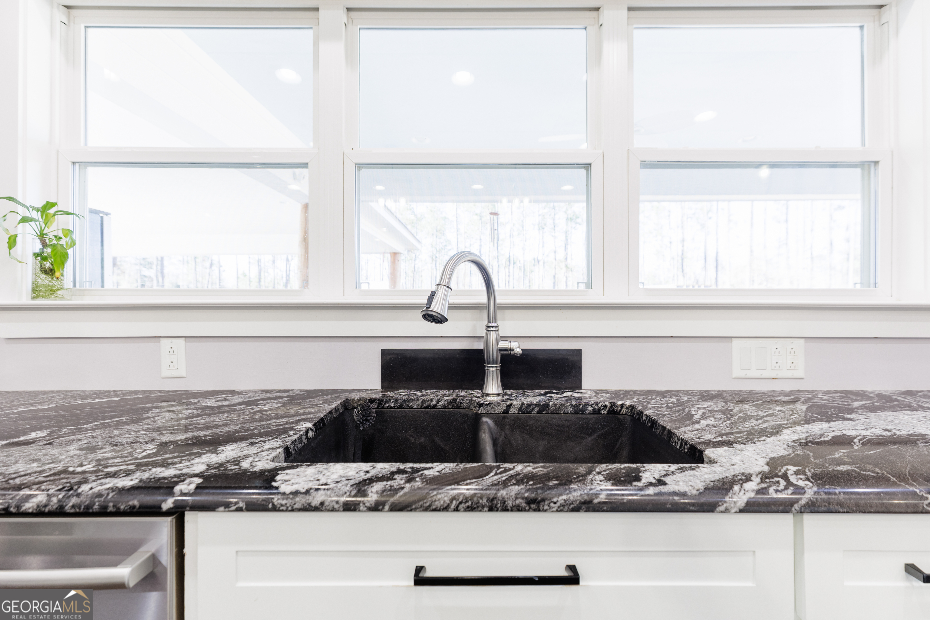 219 Buck Griffis Road Homerville, GA 31634 - Photo 18 of 48