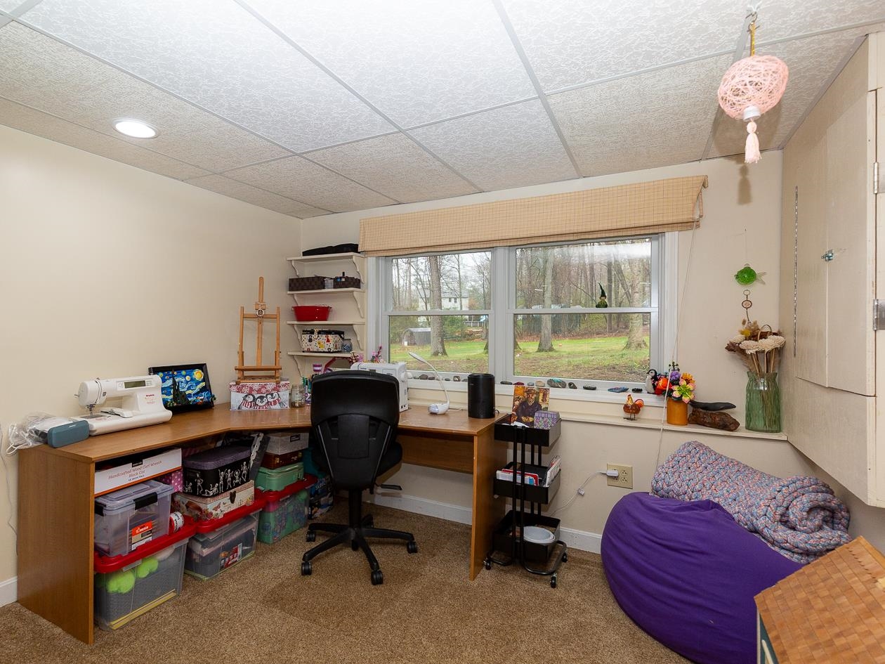 8 Laurel Lane Stratham, NH 03885 - Photo 23 of 32