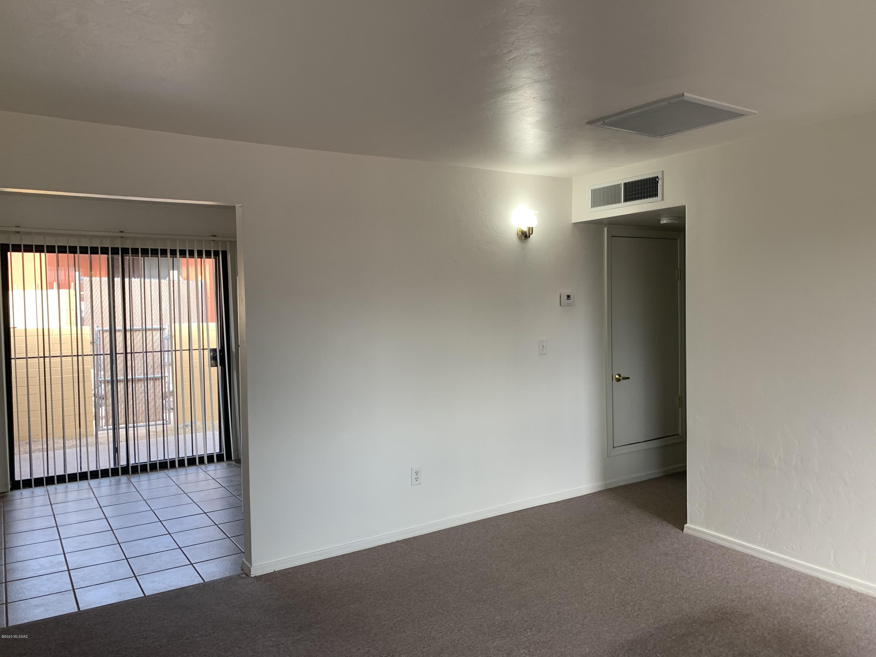 350 North Silverbell Road, Unit 189 Tucson, AZ 85745 - Photo 7 of 35