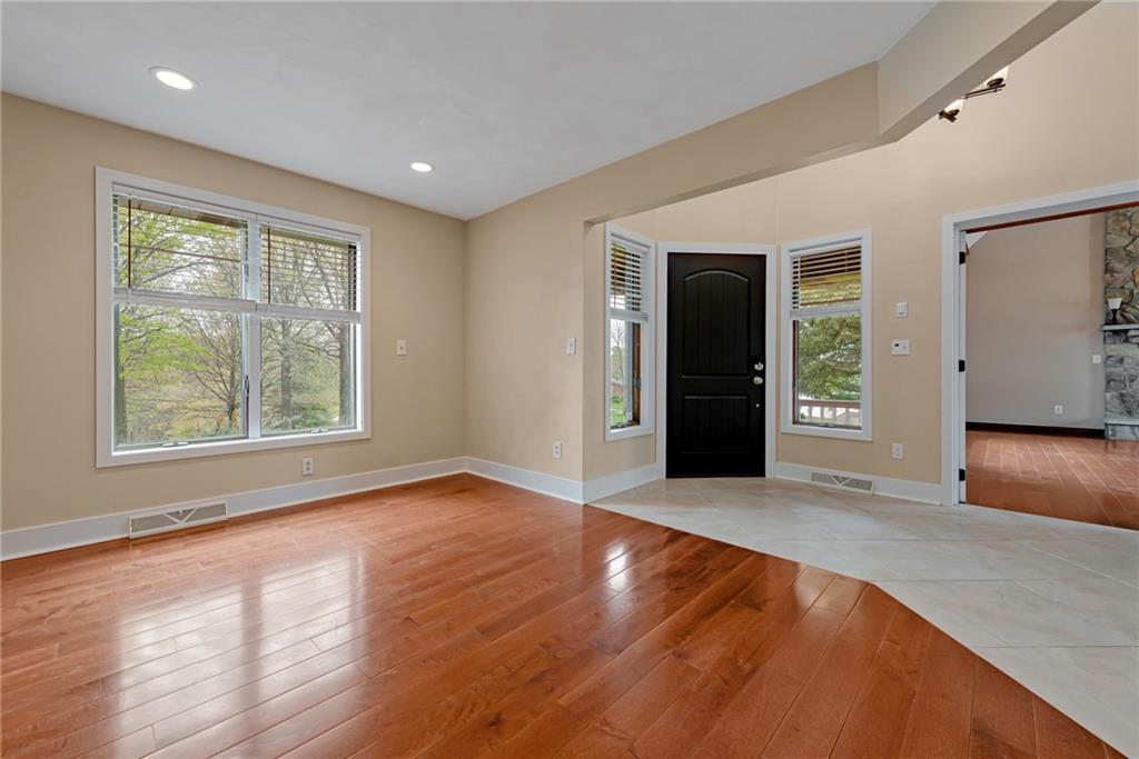 1505 Fallen Timber Road Elizabeth, PA 15037 - Photo 4 of 25 Gallery Image 4