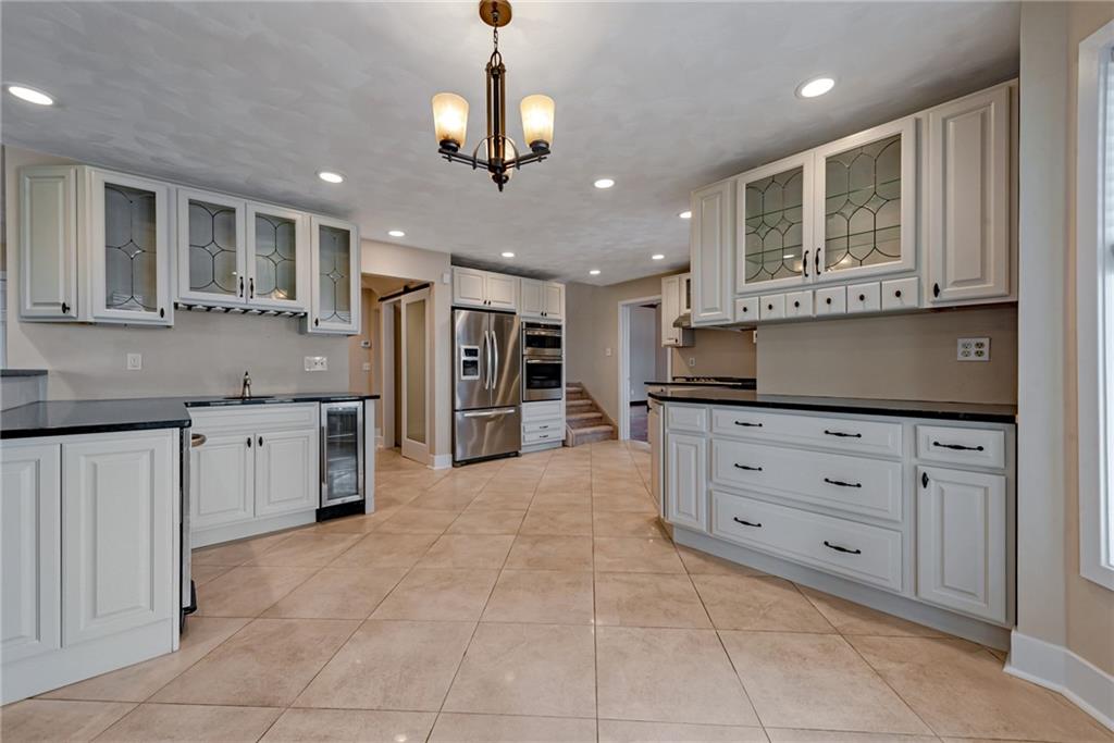 1505 Fallen Timber Road Elizabeth, PA 15037 - Photo 8 of 25 Gallery Image 8