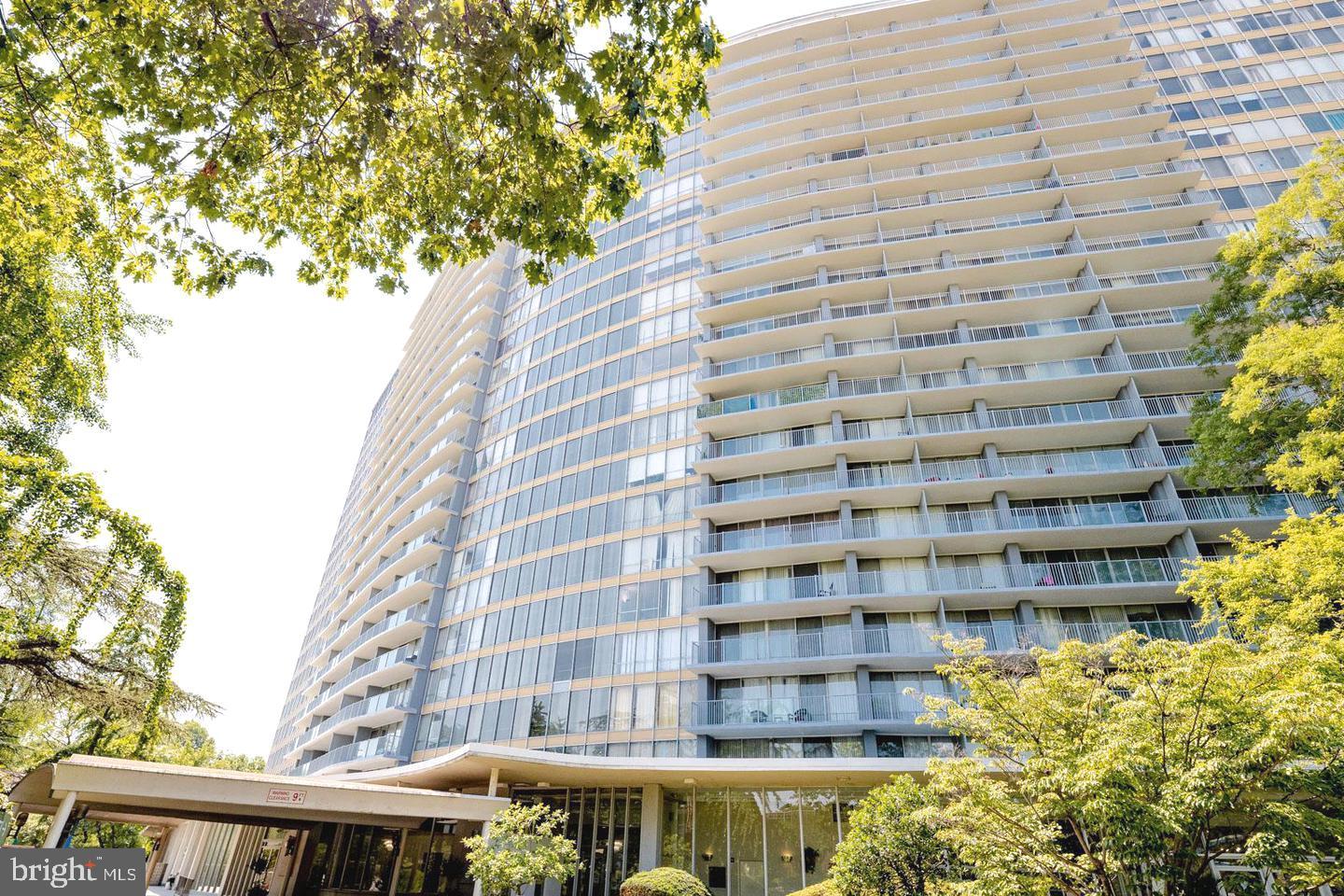 Modern elegance in a vibrant urban setting.