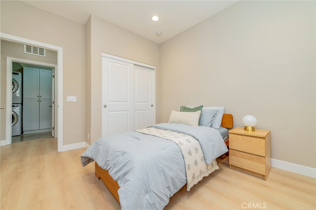 167 Overbrook Irvine, CA 92620 - Photo 13 of 24