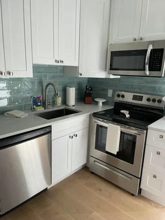 $3,500 | 1433 Northeast 23rd Street, Wilton Manors, FL 33305