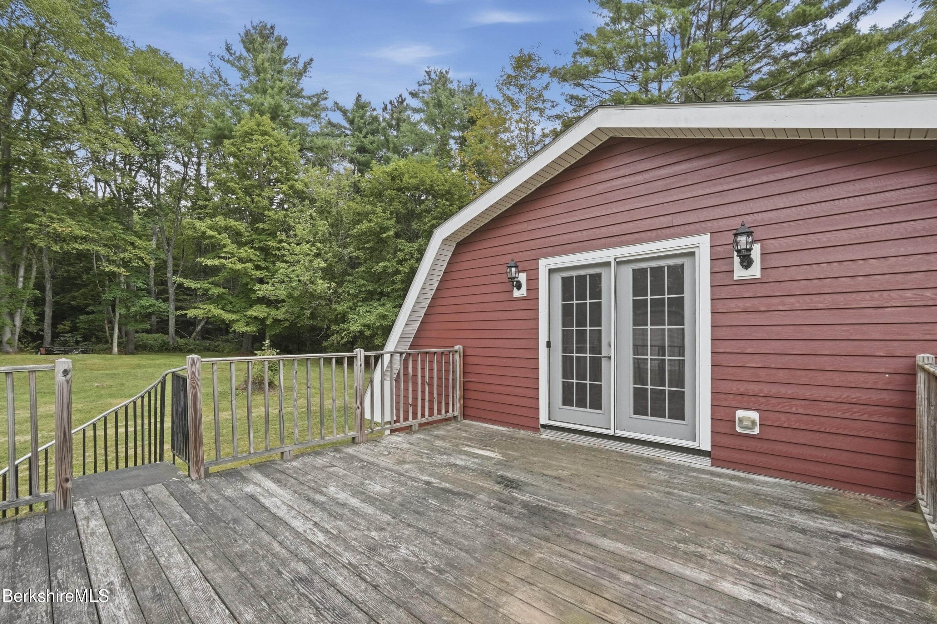 332 Hancock Road Pittsfield, MA 01201 - Photo 12 of 52 ADM03168