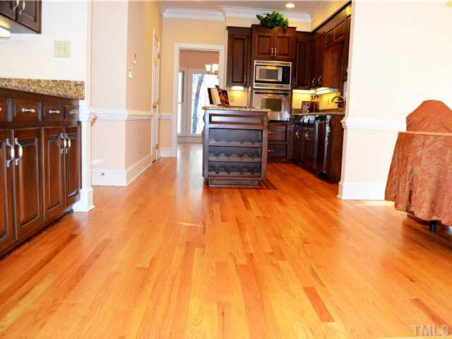 824 Oxgate Circle Raleigh, NC 27615 - Photo 4 of 24 Kitchen