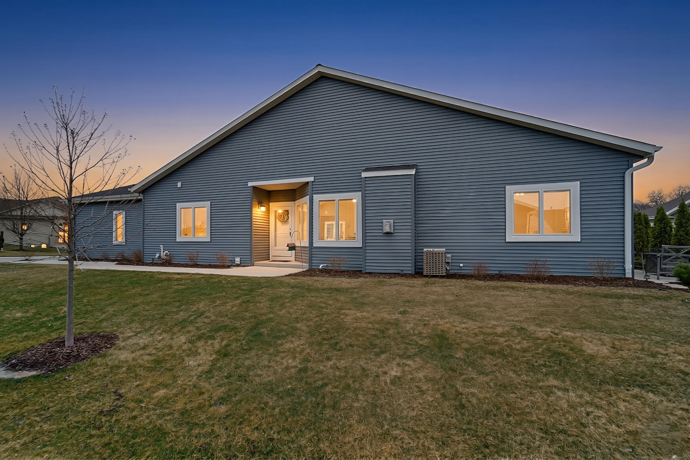 W206N16159 Stonebrook Drive Jackson, WI 53037 - Photo 23 of 23 Welcome Home!