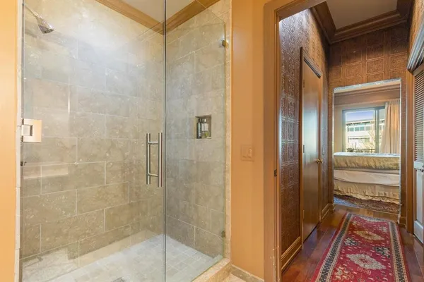 $2,650 | 5320 East Mockingbird Lane, Unit L302, Dallas, TX 75206