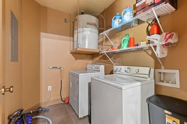 $2,650 | 5320 East Mockingbird Lane, Unit L302, Dallas, TX 75206