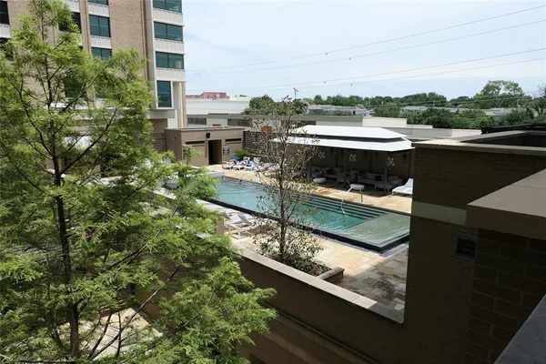 $2,650 | 5320 East Mockingbird Lane, Unit L302, Dallas, TX 75206